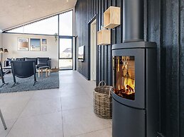5 Star Holiday Home in Lokken
