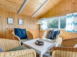 6 Person Holiday Home in Gedser