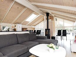 9 Person Holiday Home in Jerup
