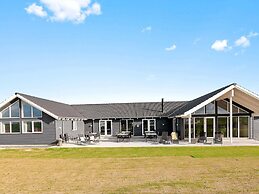 5 Star Holiday Home in Bogense