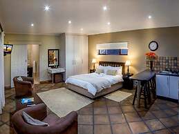 Room-double Bed and Sleeper Couch, Luxur