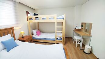 Dolma Guesthouse Hongdae