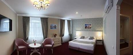 Hotel Center