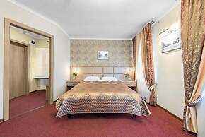 Hotel Center