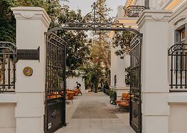 The Bold Type Hotel