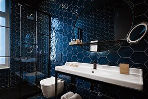 The Bold Type Hotel