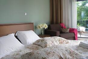 Vellum Hotel