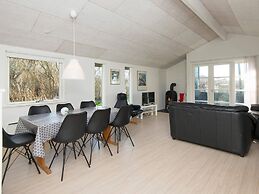 8 Person Holiday Home in Borkop