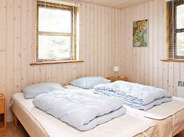10 Person Holiday Home in Brovst