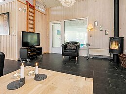 4 Star Holiday Home in Hals