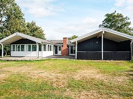 4 Star Holiday Home in Borkop