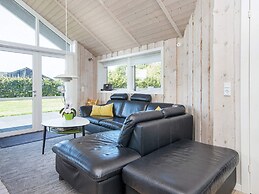 5 Star Holiday Home in Sydals