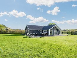 5 Star Holiday Home in Sydals