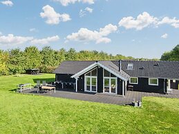 5 Star Holiday Home in Sydals