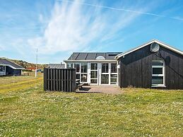 Cozy Holiday Home in Ulfborg near Beach
