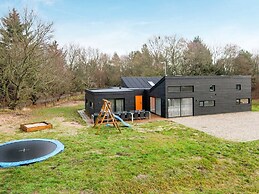 Modern Holiday Home in Glesborg With Swimming Pool