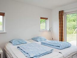 Rustic Holiday Home in Ebeltoft with Hot Tub