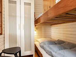 6 Person Holiday Home in Spottrup