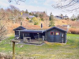 6 Person Holiday Home in Spottrup