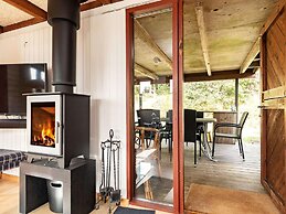 6 Person Holiday Home in Spottrup