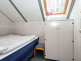 6 Person Holiday Home in Hemmet