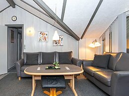6 Person Holiday Home in Hemmet