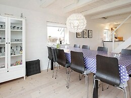 Spacious Holiday Home in Funen near Sea