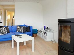 Spacious Holiday Home in Funen near Sea