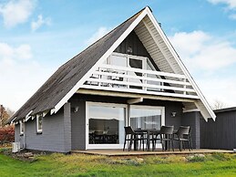 Spacious Holiday Home in Funen near Sea