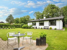 5 Person Holiday Home in Vinderup