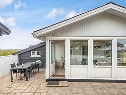 Cozy Holiday Home in Rømø near Beach