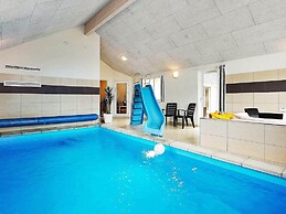 Spacious Holiday Home in Glesborg near Ocean