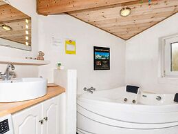 5 Star Holiday Home in Vestervig