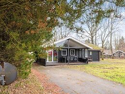Rustic Holiday Home in Ansager near Water