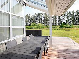 5 Star Holiday Home in Lokken