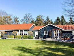 5 Star Holiday Home in Skals