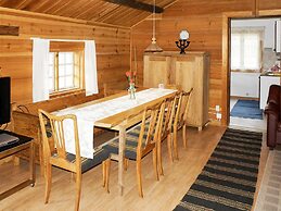 6 Person Holiday Home in Lenhovda
