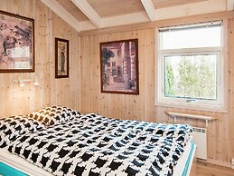 Cozy Holiday Home in Allingåbro near Beach