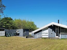 Cozy Holiday Home in Allingåbro near Beach