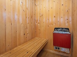 6 Person Holiday Home in Hemmet