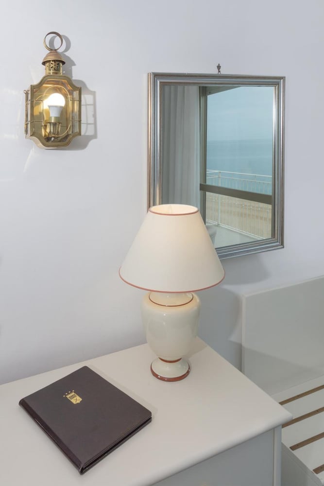 Hotel Numana Palace