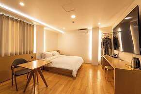 H Avenue Chuncheon