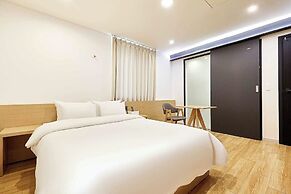 H Avenue Chuncheon