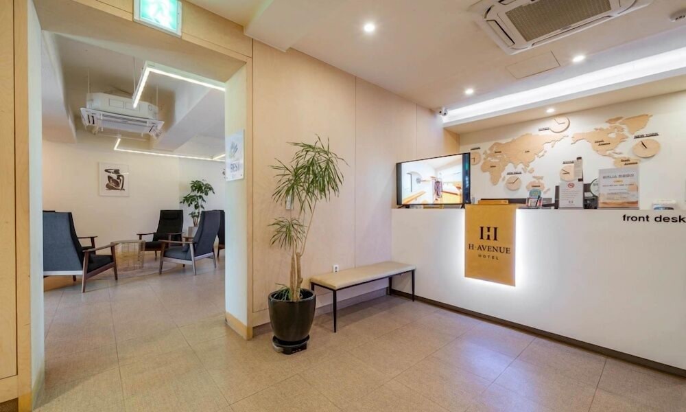 H Avenue Chuncheon