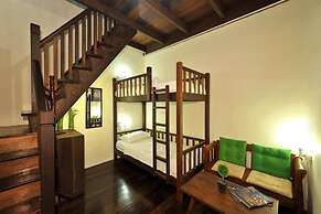 Silver Shine Guesthouse