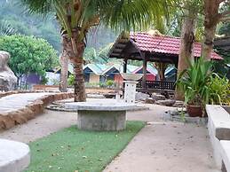 Alang Kenari Resort