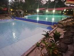Alang Kenari Resort