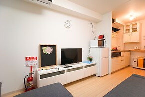 Matsuyamachi House