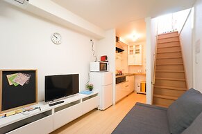 Matsuyamachi House