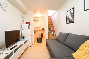 Matsuyamachi House